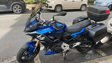 bmw F 900 XR