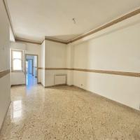 Cruillas/Via Conceria - Quadrivani con terrazzino