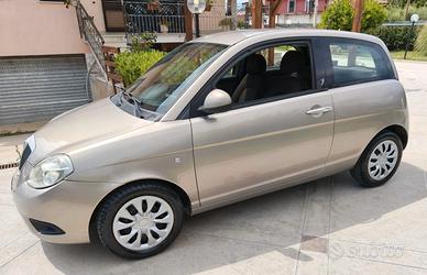 Lancia Ypsilon 1.2 Oro