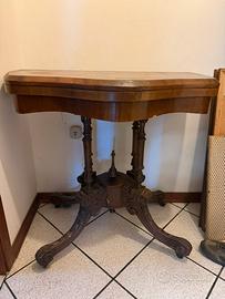 Tavolo da gioco in legno apribile