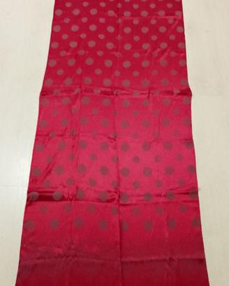 Foulard bordeaux a pois e fantasia con frangetta