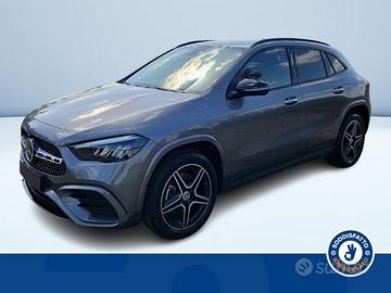 Mercedes-Benz GLA 250e Plug-in Hybrid Automat...