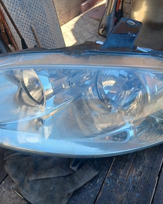 Faro fiat croma lato Sx