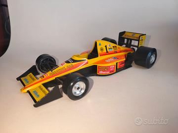 Formula 1 Pacific Grand Prix F1 1:24 Burago 