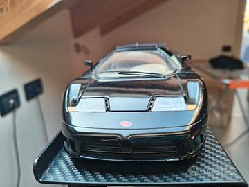 Bugatti 110B Burago scala 1/18 made in Italy 1991