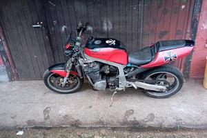 Suzuki gsxr millecento 