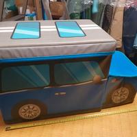 Contenitore Multiuso a forma di camioncino. 
