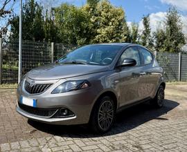 Lancia Ypsilon 1.0 FireFly 5 porte S&S Hybrid Silv