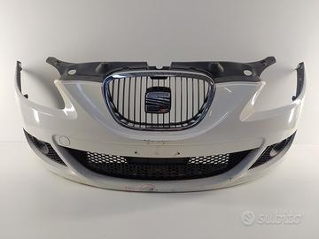 Paraurti ant SEAT LEON (1P1) '05