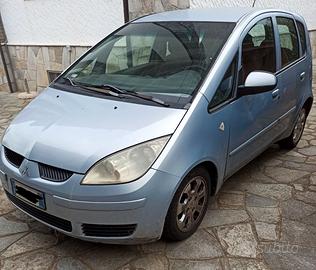Mitsubishi Colt 1.1 benzina