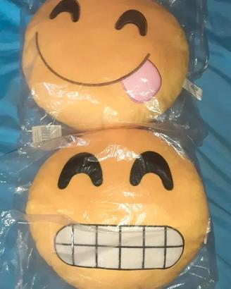 Peluche faccine smile Emoticon emoji risata,lingua