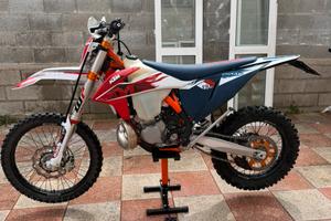 Ktm exc 250 six days 2023