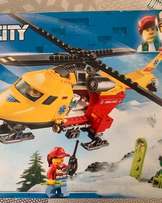 60179 LEGO City Ambulance Helicopter
