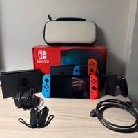 Nintendo Switch V1 + custodia omaggio