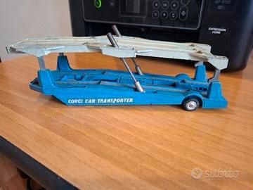 Modellino TRASPORTO AUTO Corgy  1960 SENZA MOTRICE