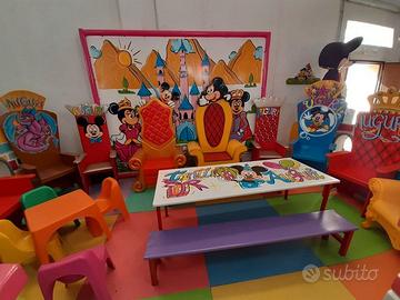 Troni. Panche e Poltrone per Sala Feste ed Eventi