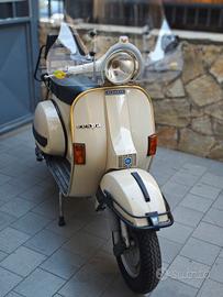 Vespa Piaggio P200E con frecce Anno 1983 km 26.514