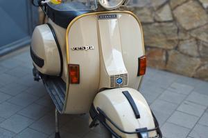 Vespa Piaggio P200E con frecce Anno 1983 km 26.514