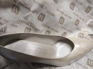 Scarpe décolleté di vera pelle bianche, 35. Magli