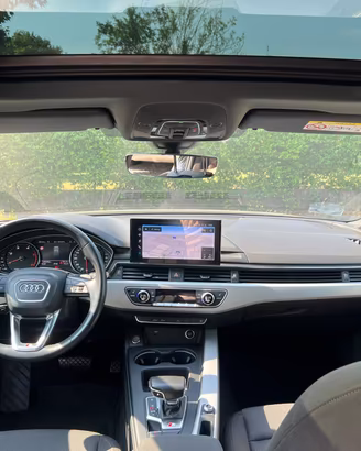 Audi A4 Avant 40 TDI S tronic line edition