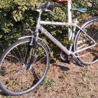 Bici in Alluminio Vicini  Revisionata +Accessori