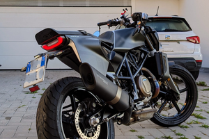 Svartpilen 701 Husqvarna