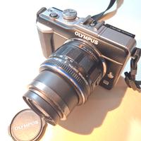 Macchina fotografica Olimpus  E-Pli mirrorless