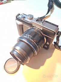 Macchina fotografica Olimpus  E-Pli mirrorless
