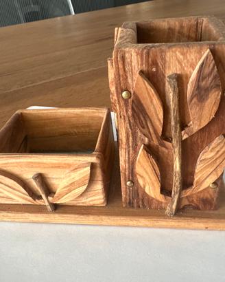 Porta penne in legno pregiato