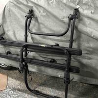 Portabici Thule Velotrack per porte furgone