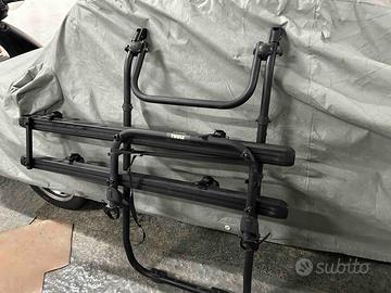 Portabici Thule Velotrack per porte furgone