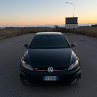 GOLF GTI 75 PERFORMANCE