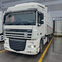 trattore stradale DAF