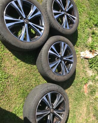 Cerchi e gomme Nissan Qashqai