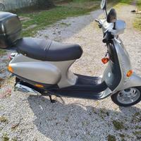 piaggio Vespa ET4 50 