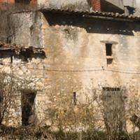 Fabbricato r. e Terreno edif. Rocca di Botte AQ RM