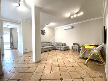 PORZIONE DI TRIFAMILIARE A GRUGLIASCO