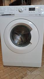 Lavatrice Indesit 7kg. 1400 giri come nuova