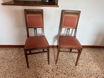 Sedie vintage in legno massello, stile classico