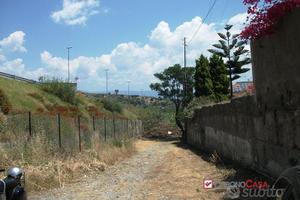 Pressi Stadio, terreno 2200 mq con fabbricato