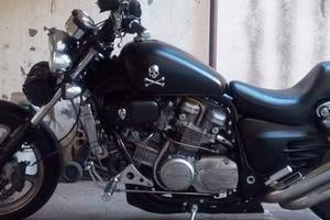 HONDA VF 750 C MAGNA 