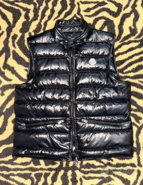 SMANICATO MONCLER GUI