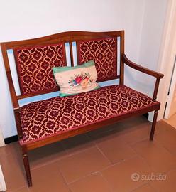 Divanetto legno fine ottocento, poltrone e sedie