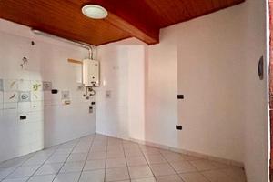Castellarano con 3 camere posto auto e soffitta