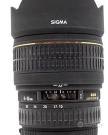 Sigma 15-30 3.5-4.5 attacco Nikon