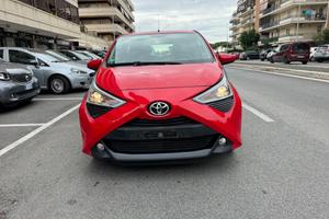 Toyota Aygo Connect 1.0 VVT-i 72 CV 5 porte x-play
