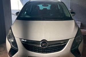Opel Zafira tourer ecom 1.6 turbo