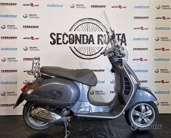 Vespa 300 GTS hpe Touring
