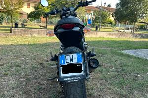Ducati Scambler Icon Dark 800
