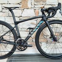 BICI DA CORSA IN CARBONIO